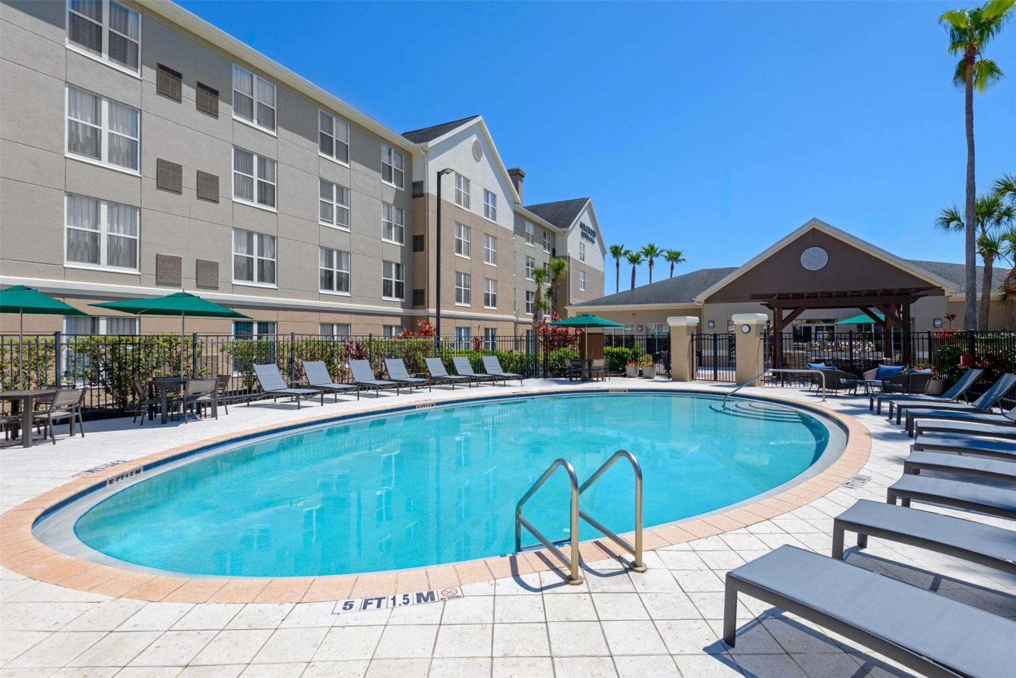 Homewood Suites By Hilton Orlando-Ucf Area Alafaya Extérieur photo