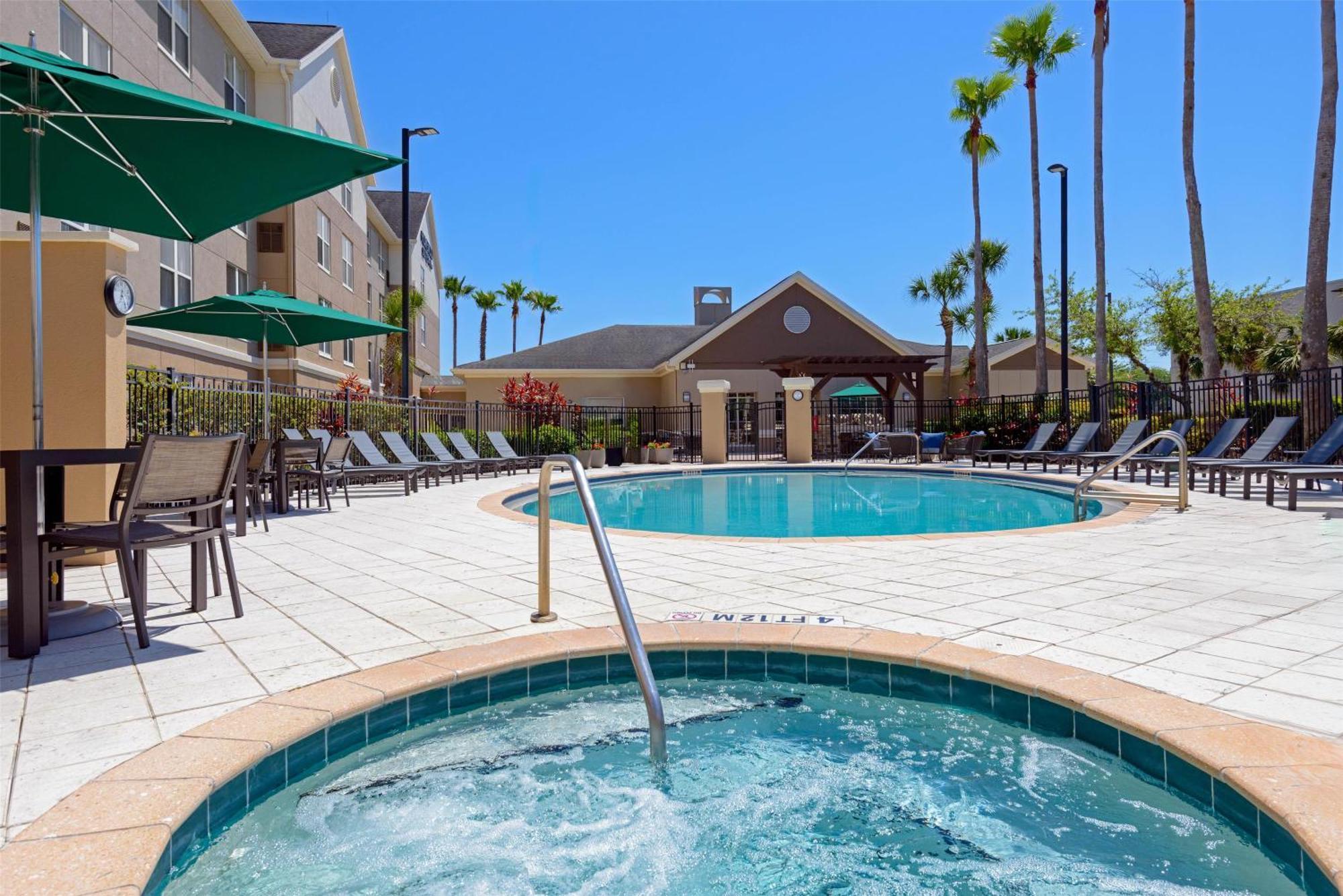 Homewood Suites By Hilton Orlando-Ucf Area Alafaya Extérieur photo